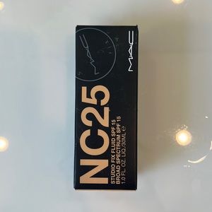 Brand new in Box MAC studio fix fluid spf 15 NC25